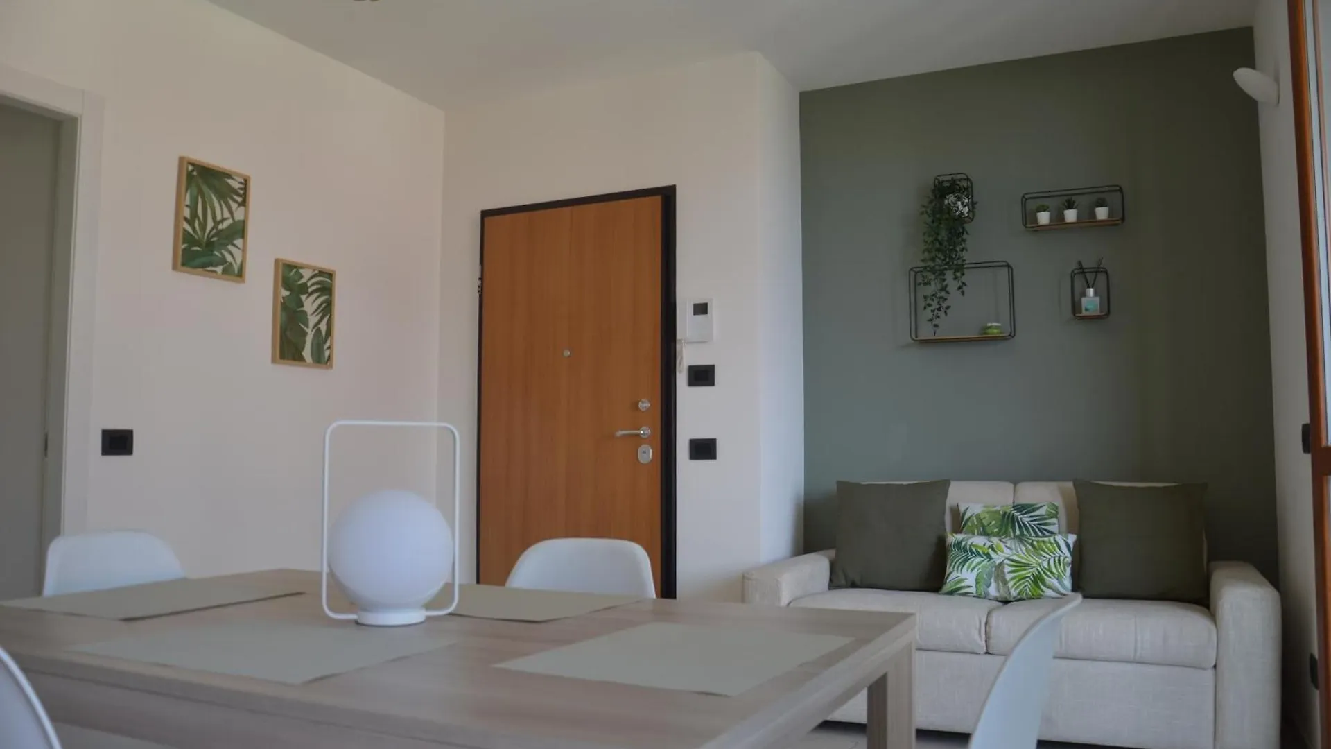 Cantaria Apartments Argegno - Lakeview Terrace & Pool
